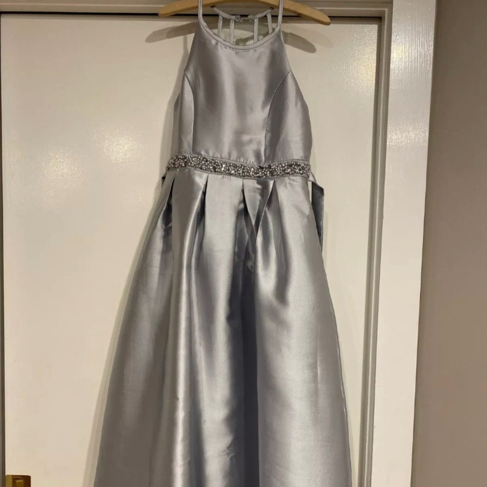 junior size 16 silver prom dress